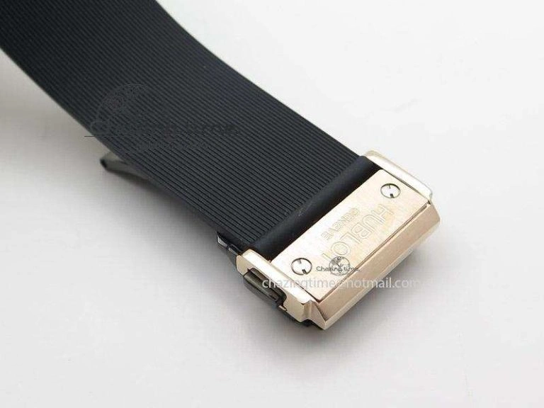 Big Bang 44mm Rose Gold Ceramic 2011 on Black Rubber Strap