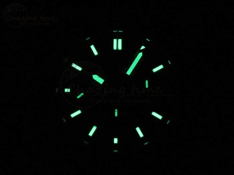 Big Bang 44mm SS V6F 1:1 Best Edition Blue Dial on Blue Gummy Strap HUB4104