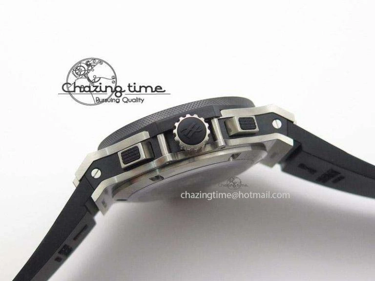 Big Bang 44mm Steel Ceramic 2011 on Black Rubber Strap