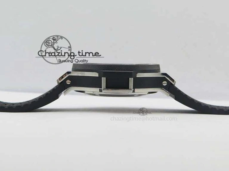 Big Bang Evolution 44mm SS Black Dial Ceramic Bezel On Black Rubber Strap HUB4104