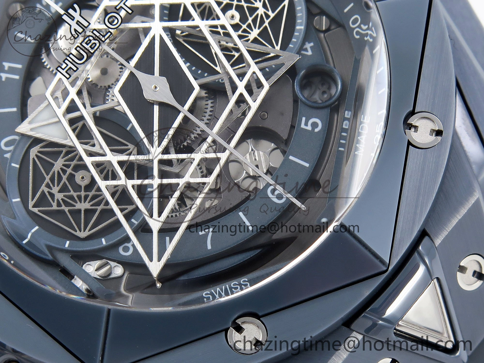 Big Bang Sang Bleu II Gray Ceramic BBF Best Edition on Gray Rubber Strap A1240