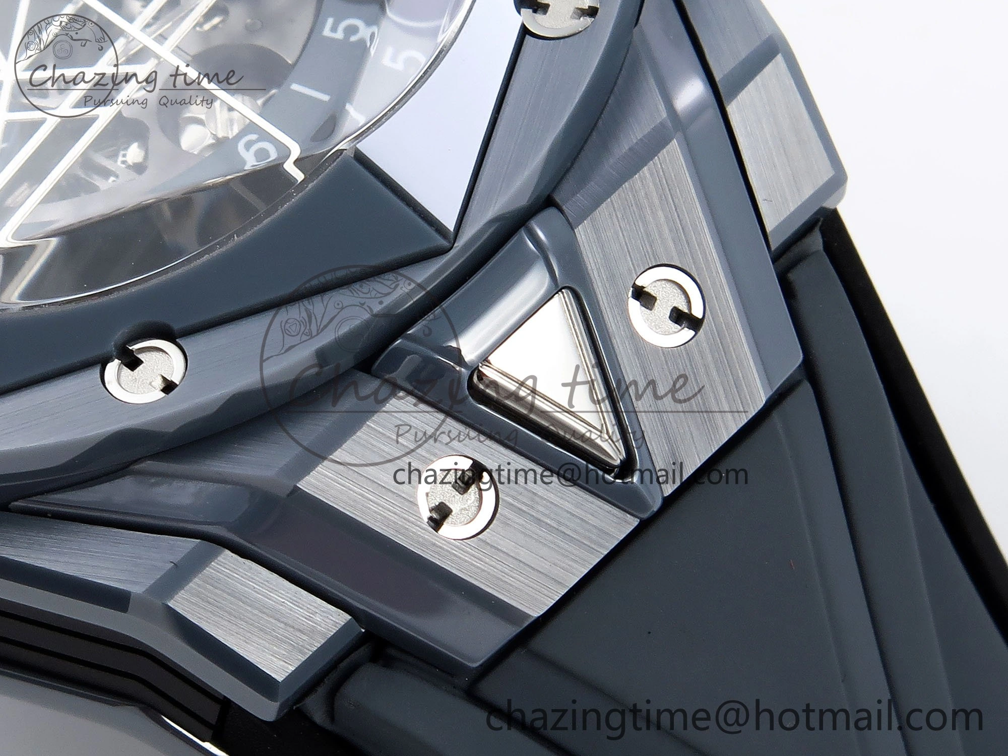 Big Bang Sang Bleu II Gray Ceramic BBF Best Edition on Gray Rubber Strap A1240