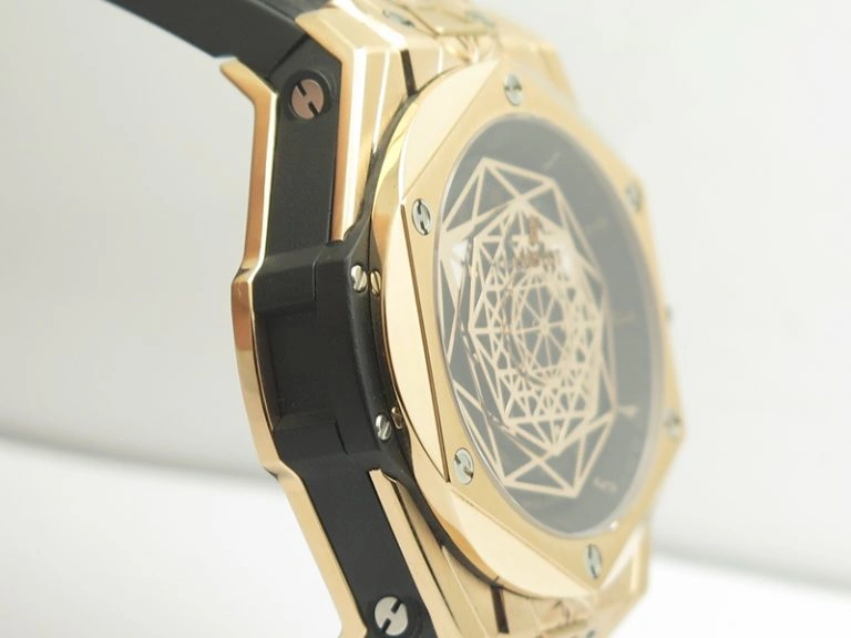 Big Bang Sang Bleu RG TMF 1:1 Best Edition Skeletonal Dial On Gummy Strap Asian HB1213