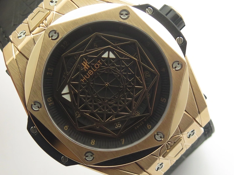 Big Bang Sang Bleu RG TMF 1:1 Best Edition Skeletonal Dial On Gummy Strap Asian HB1213