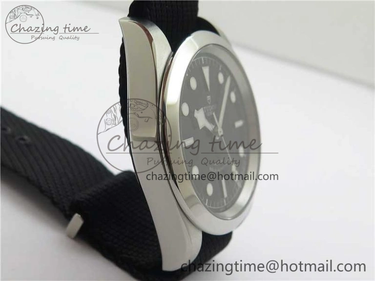 Black Bay 41 SS LF 1:1 Best Edition Black Dial on Black Nylon Strap A2824