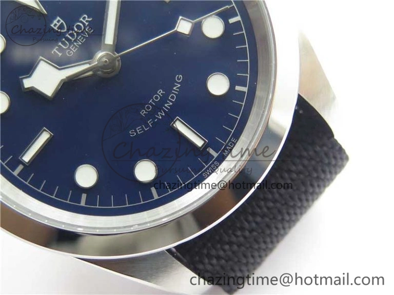 Black Bay 41 SS LF 1:1 Best Edition Blue Dial on Black Nylon Strap A2824