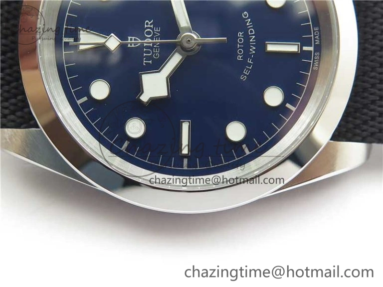 Black Bay 41 SS LF 1:1 Best Edition Blue Dial on Black Nylon Strap A2824
