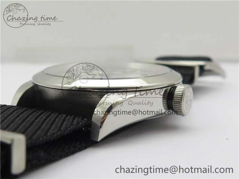 Black Bay 41 SS LF 1:1 Best Edition Silver Dial on Black Nylon Strap A2824