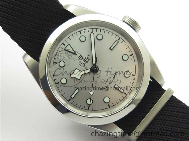 Black Bay 41 SS LF 1:1 Best Edition Silver Dial on Black Nylon Strap A2824