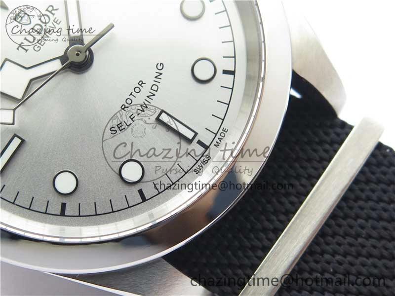 Black Bay 41 SS LF 1:1 Best Edition Silver Dial on Black Nylon Strap A2824