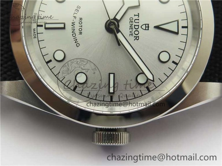 Black Bay 41 SS LF 1:1 Best Edition Silver Dial on Black Nylon Strap A2824