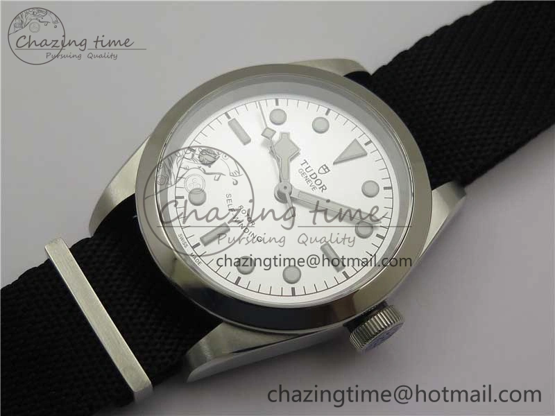 Black Bay 41 SS LF 1:1 Best Edition Silver Dial on Black Nylon Strap A2824