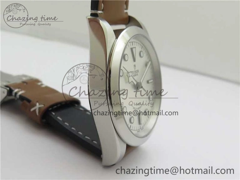 Black Bay 41 SS LF 1:1 Best Edition Silver Dial on Brown Leather Strap A2824