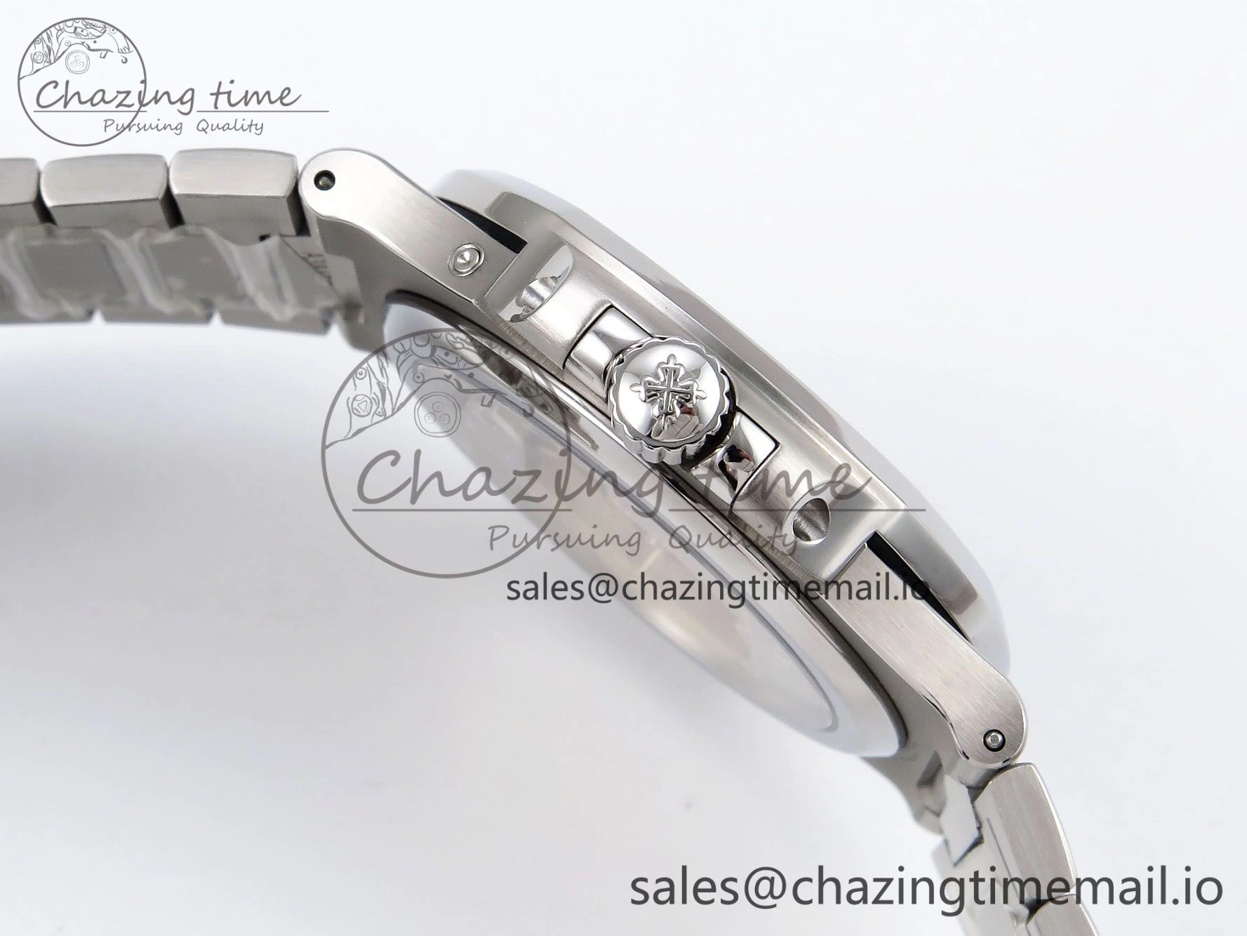 CUSTOM MODDED NAUTILUS 5712 SS SWF 1:1 BEST EDITION BLUE DIAL ON SS BRACELET A240 ( VSV Engravings，New Folding Clasp ) V3