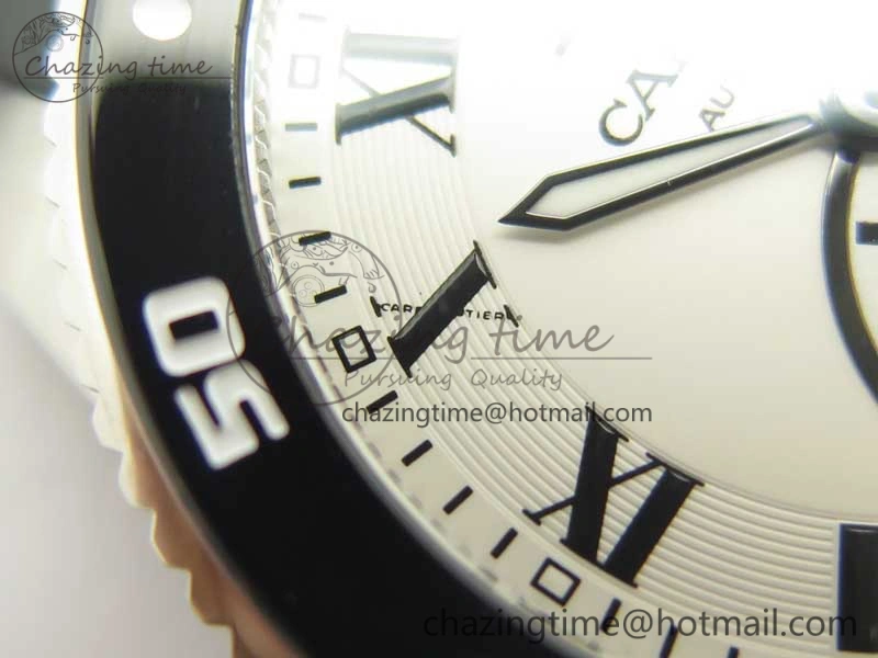 Calibre De Cartier Diver Black JF 1:1 Best Edition White Dial On Black Rubber Strap A23J