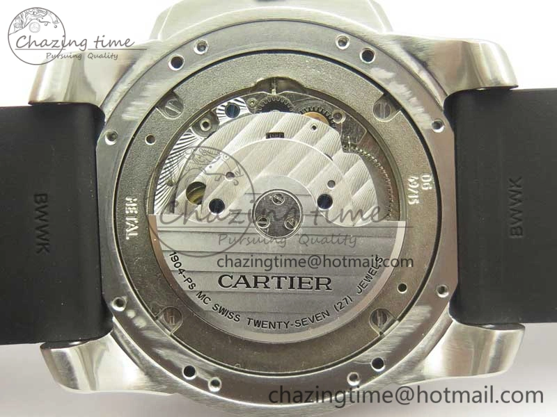 Calibre De Cartier Diver Black JF 1:1 Best Edition White Dial On Black Rubber Strap A23J