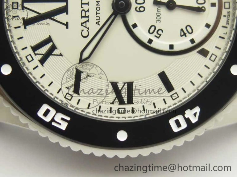 Calibre De Cartier Diver Black JF 1:1 Best Edition White Dial On Black Rubber Strap A23J