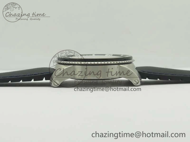 Calibre De Cartier Diver Black JF 1:1 Best Edition on Black Nylon Strap A23J