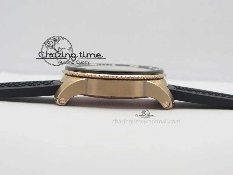 Calibre De Cartier Diver Black RG TF 1:1 Best Edition On Black Rubber Strap A23J