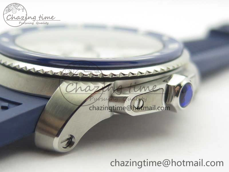 Calibre De Cartier Diver Blue JF 1:1 Best Edition White Dial On Blue Rubber Strap A23J