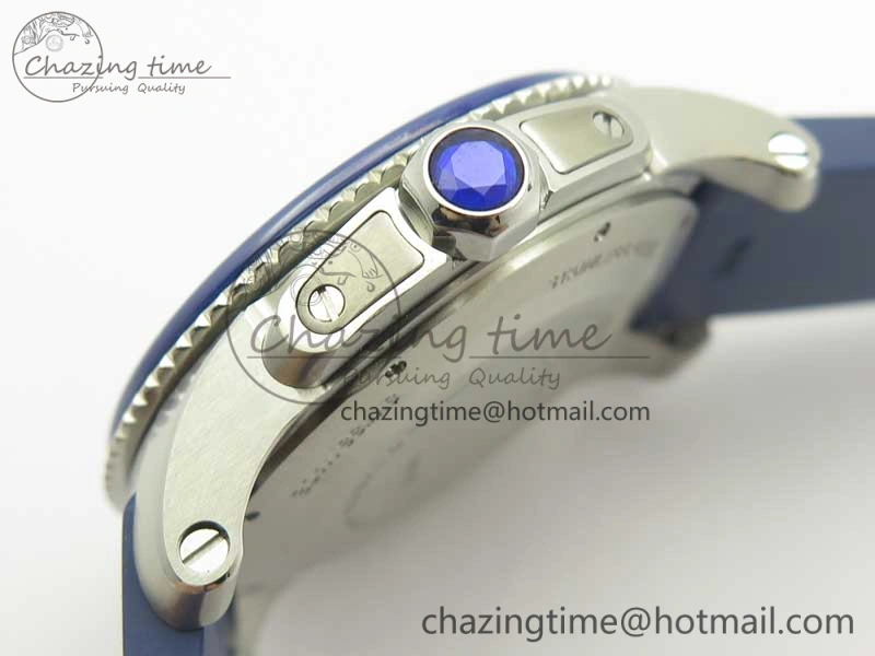 Calibre De Cartier Diver Blue JF 1:1 Best Edition White Dial On Blue Rubber Strap A23J
