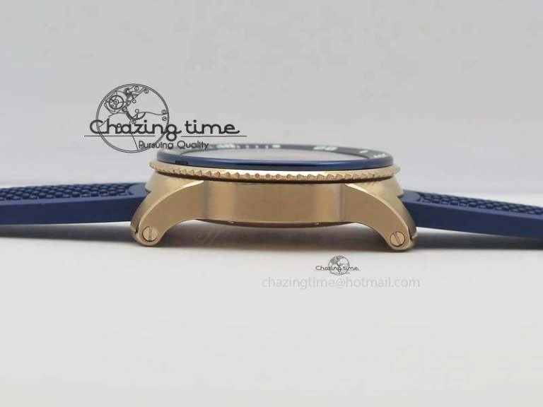 Calibre De Cartier Diver Blue RG TF 1:1 Best Edition On Blue Rubber Strap A23J