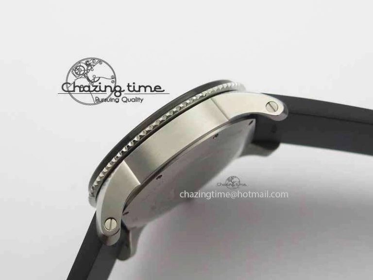 Calibre De Cartier Diver JJF 1:1 Best Edition SS Black Dial On Black Rubber Strap A23J