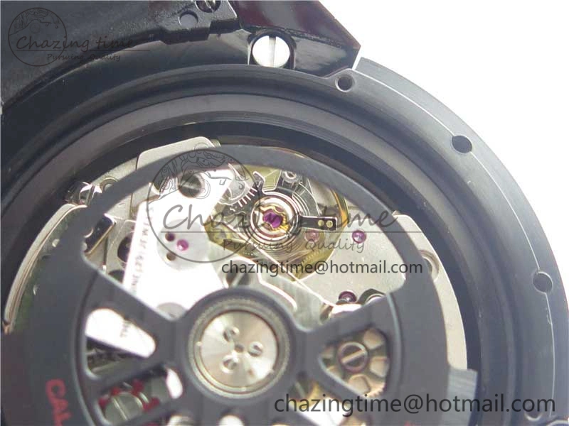Calibre Heuer 01 Chrono 43mm PVD XF 1:1 Best Edition Gray Dial on Black Rubber Strap A1887