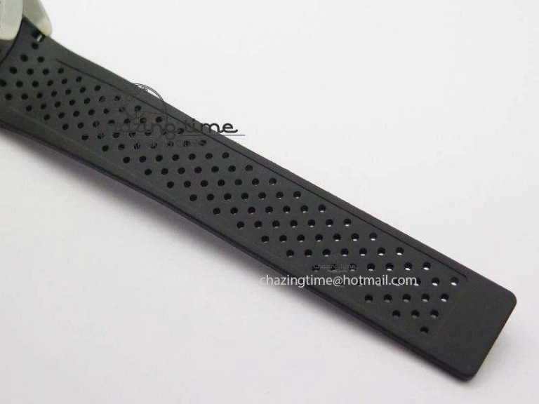 Carrera Calibre 17 SS Black Dial On Black Rubber Strap A7750