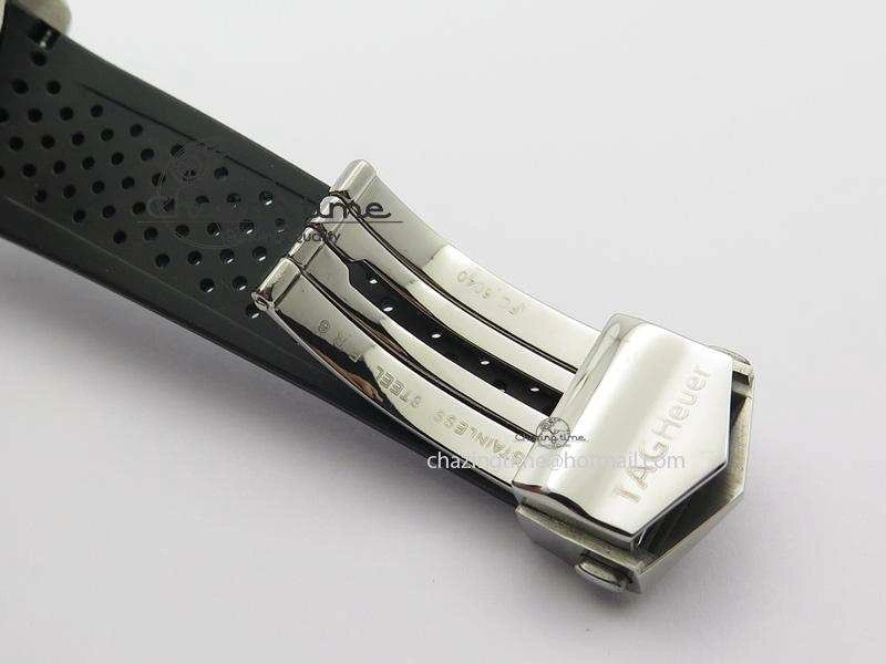 Carrera Calibre 17 SS Black Dial On Black Rubber Strap A7750