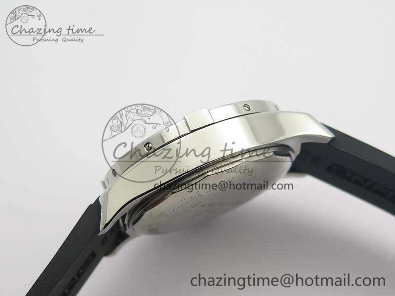 Challenger Chronograph SS White Dial On Rubber Strap A7750 (Free Rubber Strap)