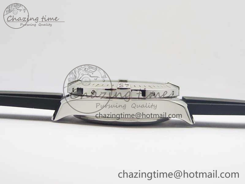 Challenger Chronograph SS White Dial On Rubber Strap A7750 (Free Rubber Strap)