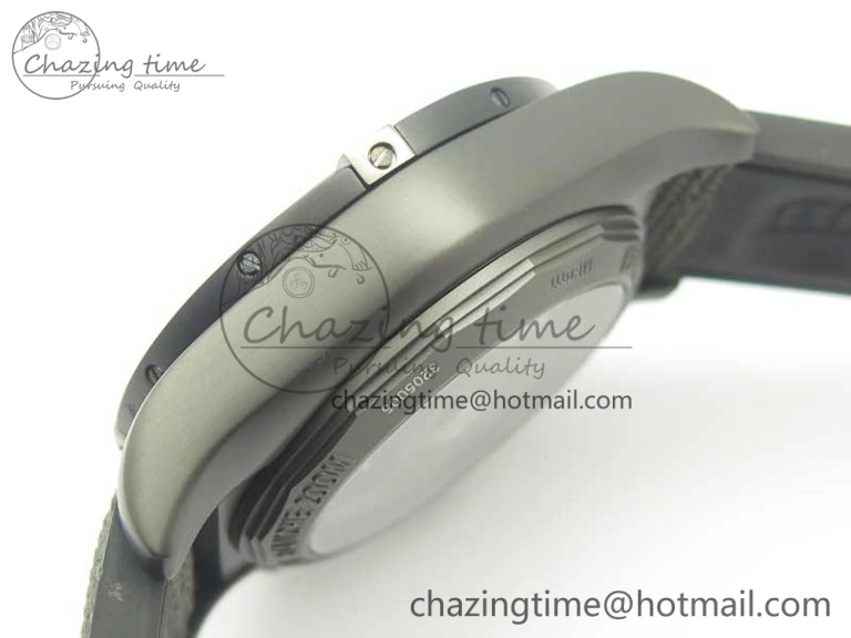 Chronomat 44mm Blacksteel GF 1:1 Special Edition Black Dial on Black Rubber Strap A7750