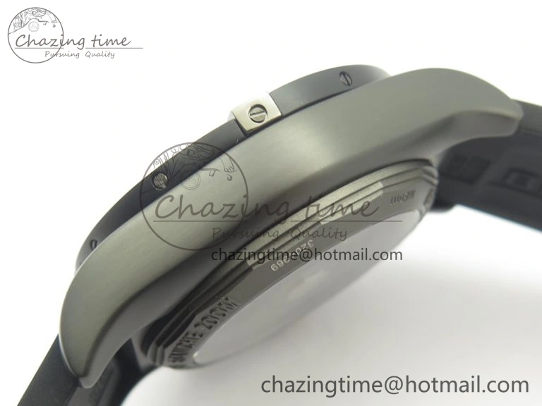 Chronomat 44mm Blacksteel GF 1:1 Special Edition Yellow Dial On Black Rubber Strap A7750