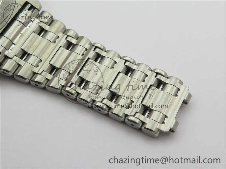 Chronomat B01 42mm SS GF 1:1 Best Edition White Dial on SS Bracelet A7750