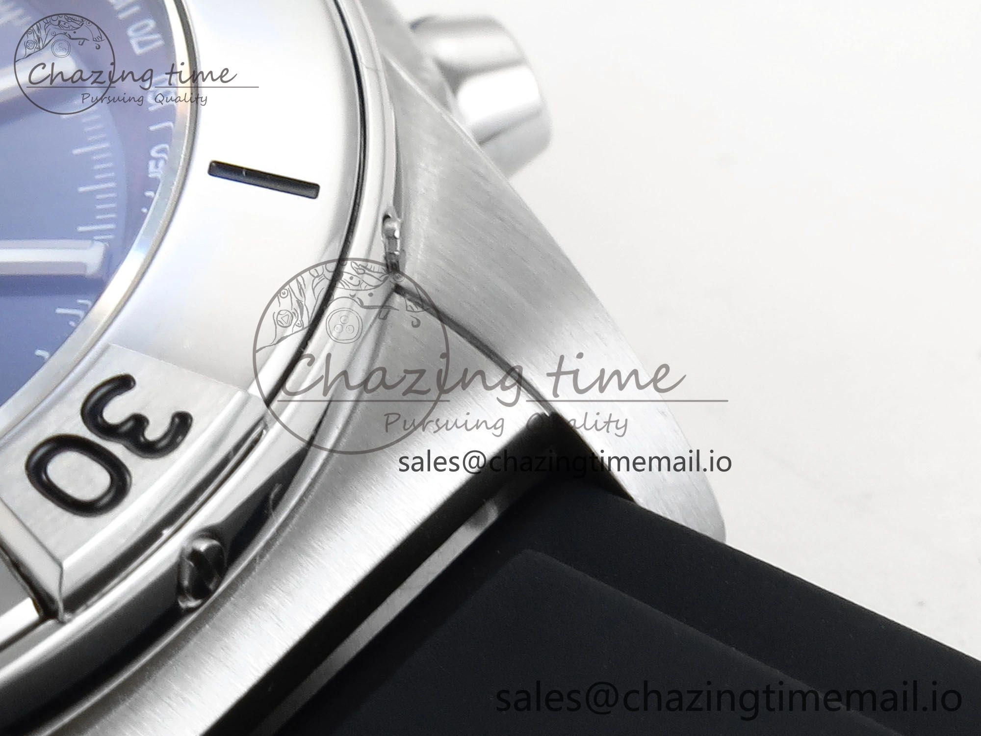 Chronomat B01 42mm SS TF 1:1 Best Edition Gray Dial on Black Rubber Strap A7750 V2