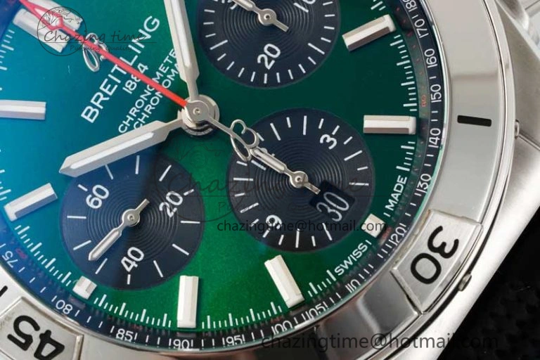 Chronomat B01 42mm SS TF 1:1 Best Edition Green Dial on Black Rubber Strap A7750