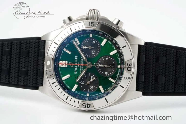 Chronomat B01 42mm SS TF 1:1 Best Edition Green Dial on Black Rubber Strap A7750