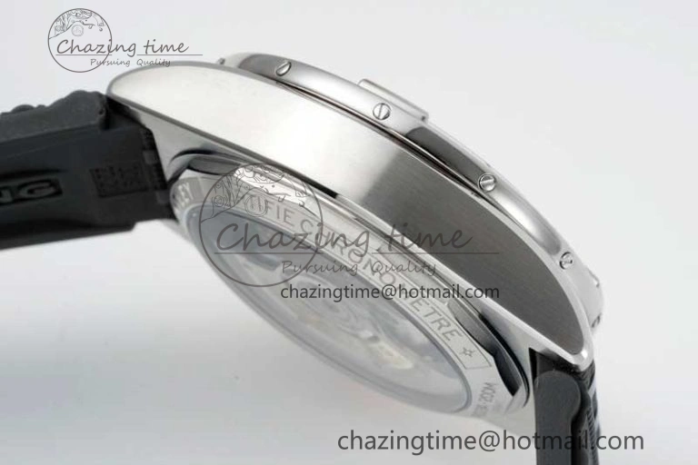 Chronomat B01 42mm SS TF 1:1 Best Edition Green Dial on Black Rubber Strap A7750