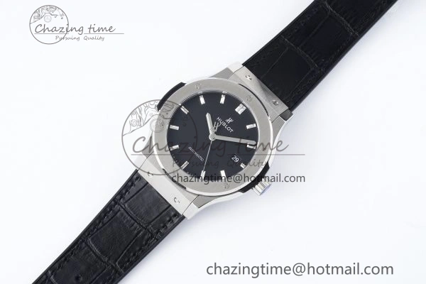 Classic Fusion 42mm APSF 1:1 Best Edition Black Dial on Black Gummy Strap A1110