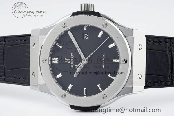 Classic Fusion 42mm APSF 1:1 Best Edition Black Dial on Black Gummy Strap A1110
