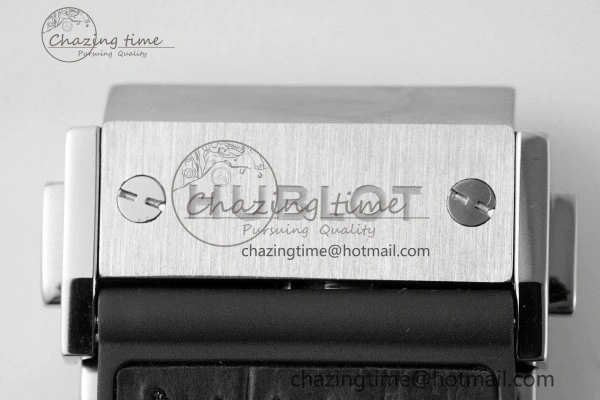 Classic Fusion 42mm APSF 1:1 Best Edition Gray Dial on Black Gummy Strap A1110