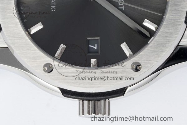 Classic Fusion 42mm APSF 1:1 Best Edition Gray Dial on Black Gummy Strap A1110