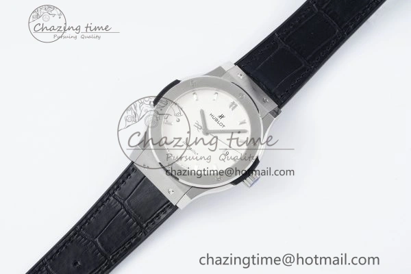 Classic Fusion 42mm APSF 1:1 Best Edition White Dial on Black Gummy Strap A1110