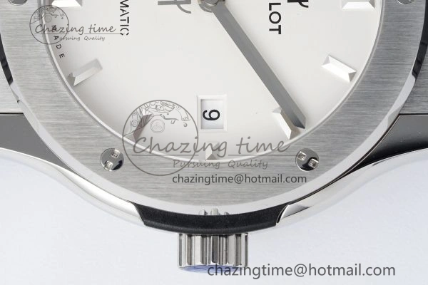 Classic Fusion 42mm APSF 1:1 Best Edition White Dial on Black Gummy Strap A1110
