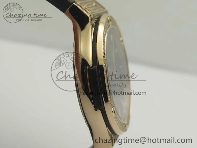 Classic Fusion 42mm Crystal RG Case F16 Factory 1:1 Best Edition Black Dial On Gummy Strap A2892