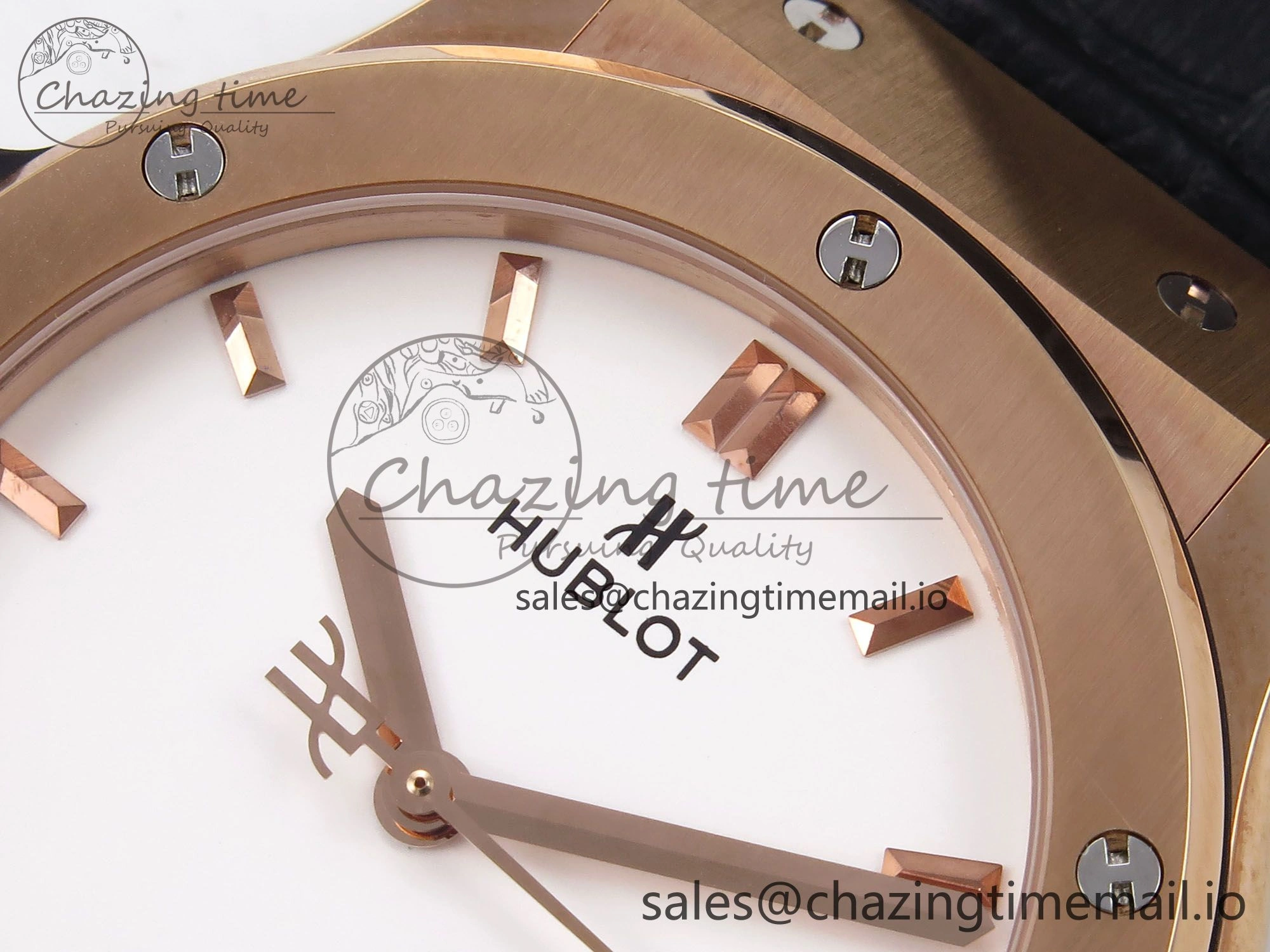 Classic Fusion 42mm RG JJF 1:1 Best Edition White Dial on Black Gummy Leather Strap