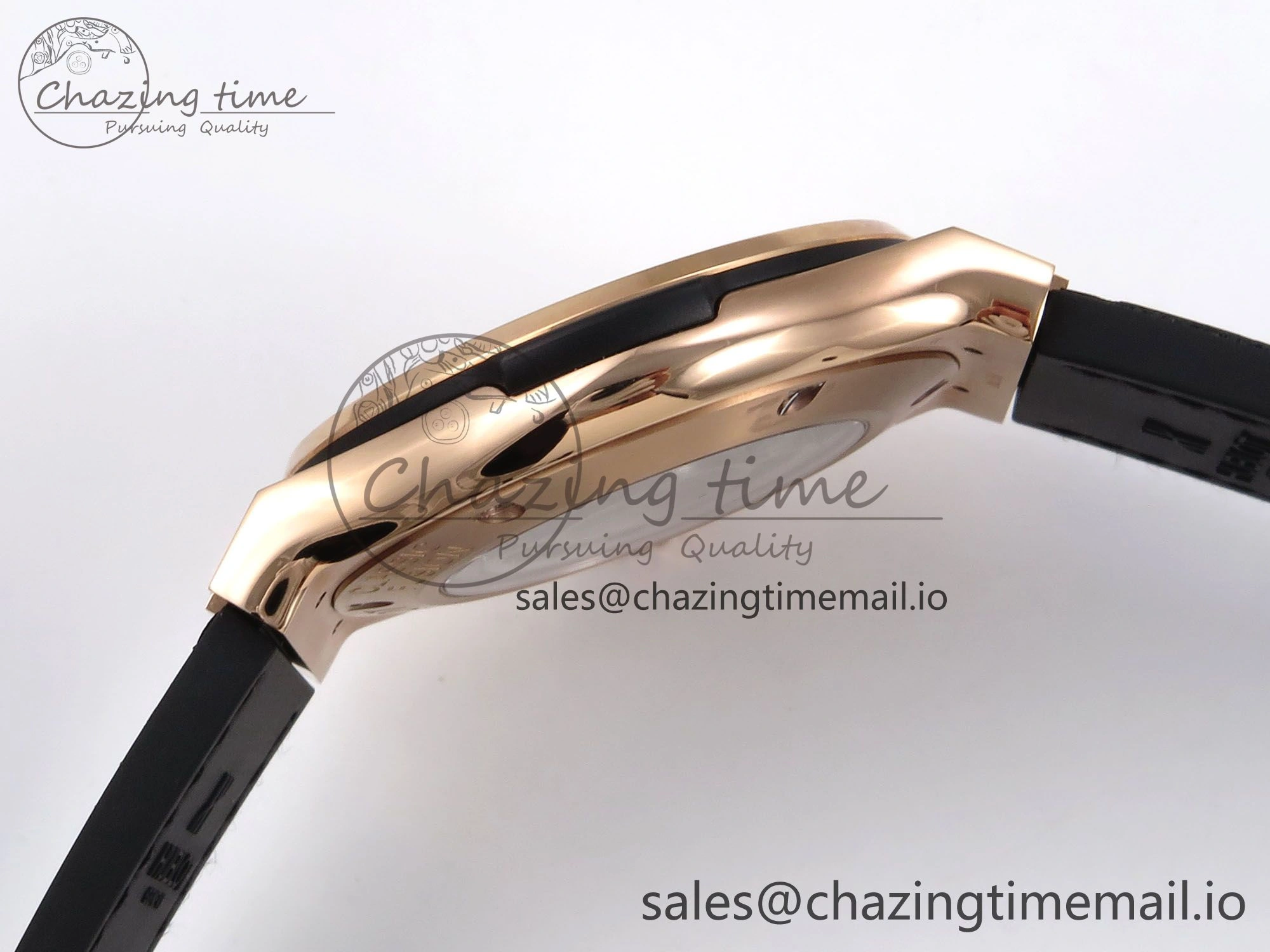 Classic Fusion 42mm RG JJF 1:1 Best Edition White Dial on Black Gummy Leather Strap