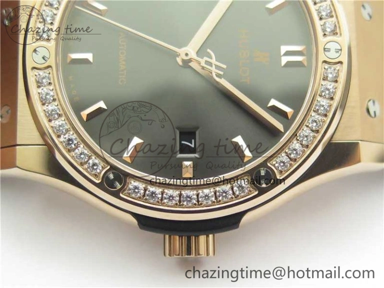Classic Fusion 42mm RG Paved Diamonds Bezel B50F Gray Dial On Gummy Strap A2892