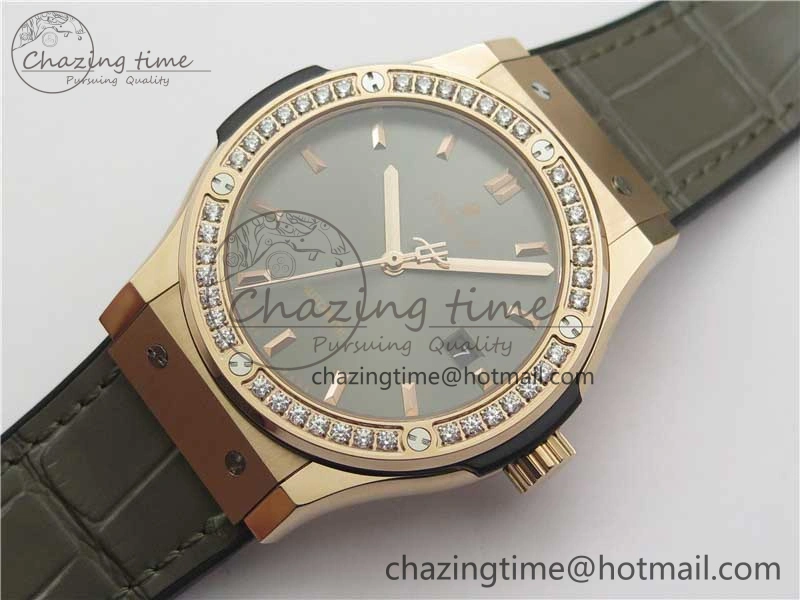 Classic Fusion 42mm RG Paved Diamonds Bezel B50F Gray Dial On Gummy Strap A2892